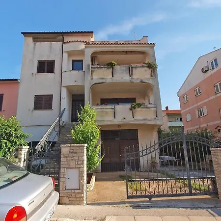 Apartment Fuer 2 Personen Ca 30 Qm In Pula, Istrien Istrische Riviera