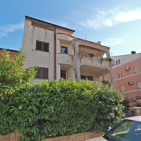 Fuer 2 Personen Ca 30 Qm In Pula, Istrien Istrische Riviera Apartment *
